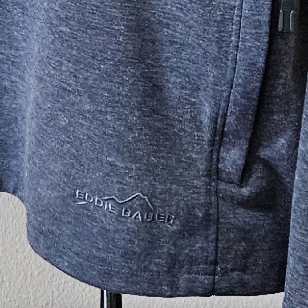 Eddie Bauer Two Toned 1/4 Zip Pullover Sweatshirt - Picture 7 of 11